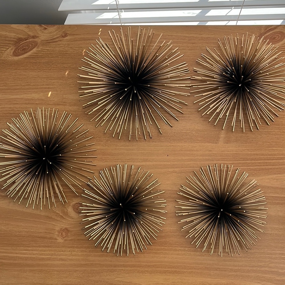 STAR WALL DECOR